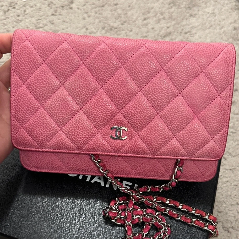 CHANEL Pink Quilted Caviar Leather Wallet with CC Turnlock